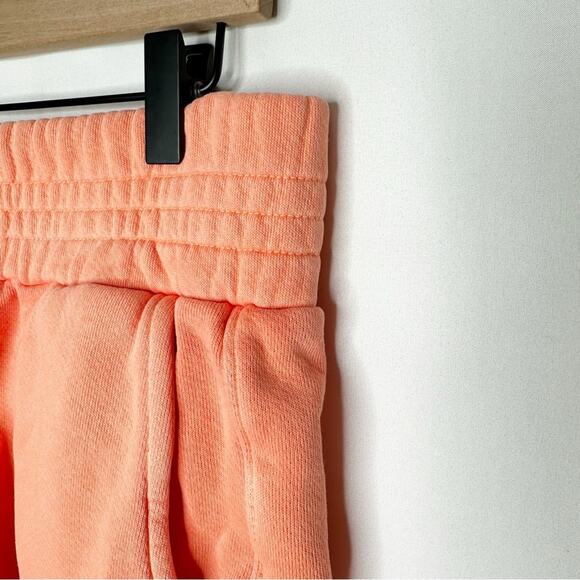 LES TIEN Heavyweight Yacht Shorts Washed Cantaloupe in Size Small - Picture 4 of 5